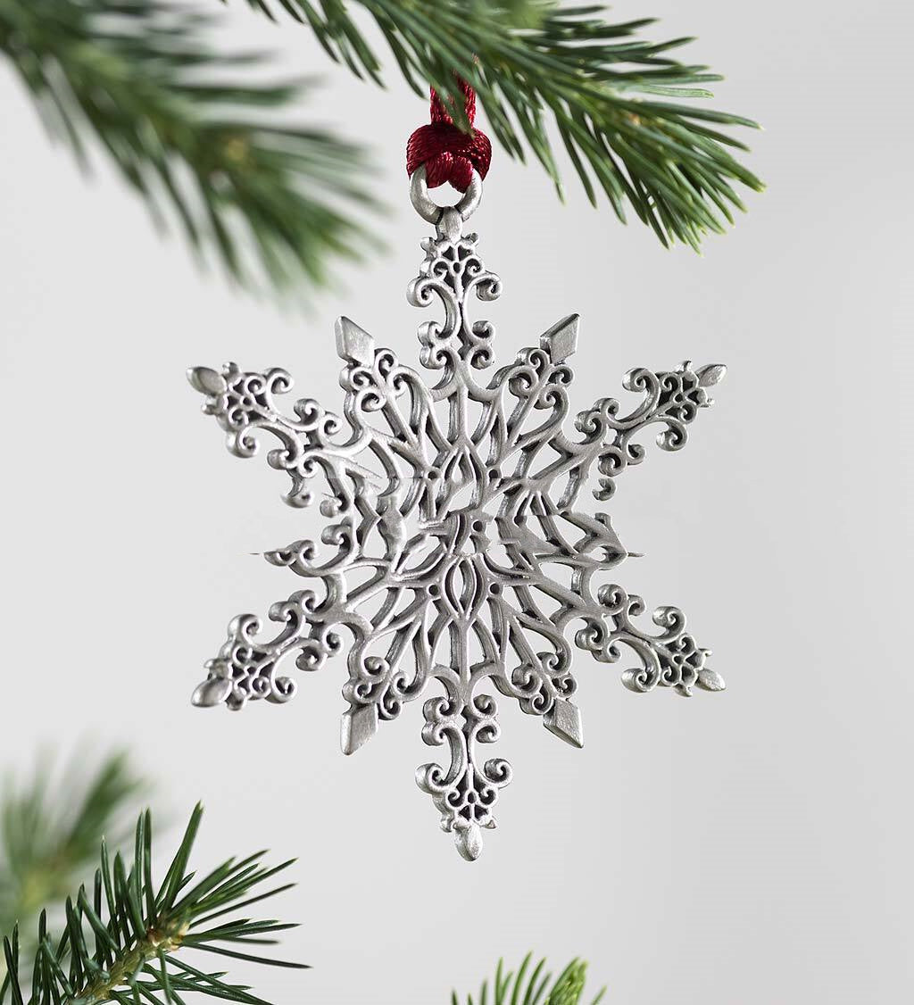 Christmas Metallic Tree Ornaments